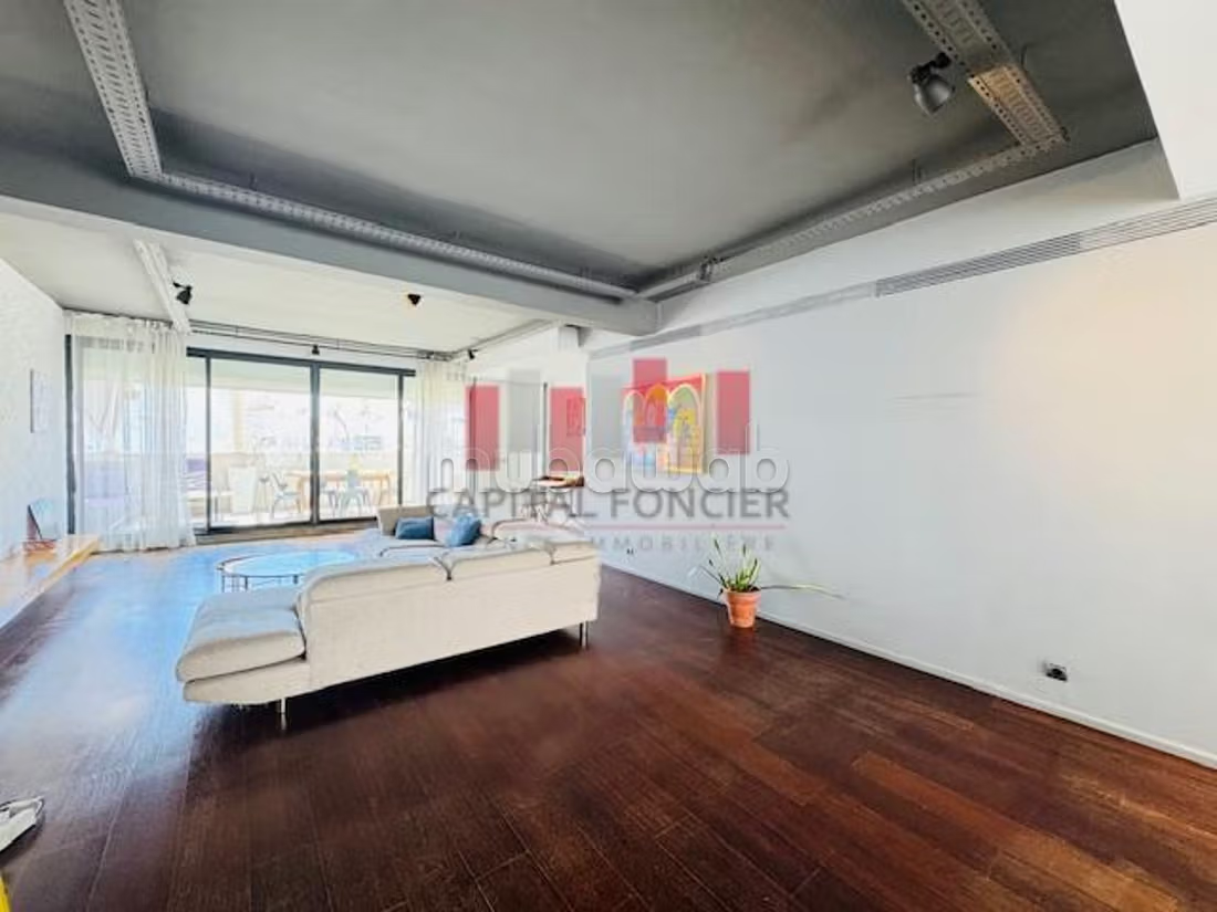 Salon lumineux à Casablanca